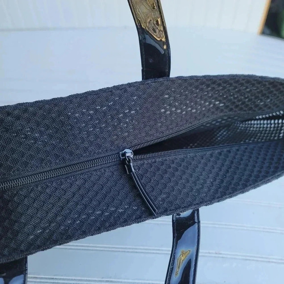 VICTORIA’S SECRET Spellout Mesh Weekender Tote Bag Summer Black Full Zip Close L - Picture 4 of 12